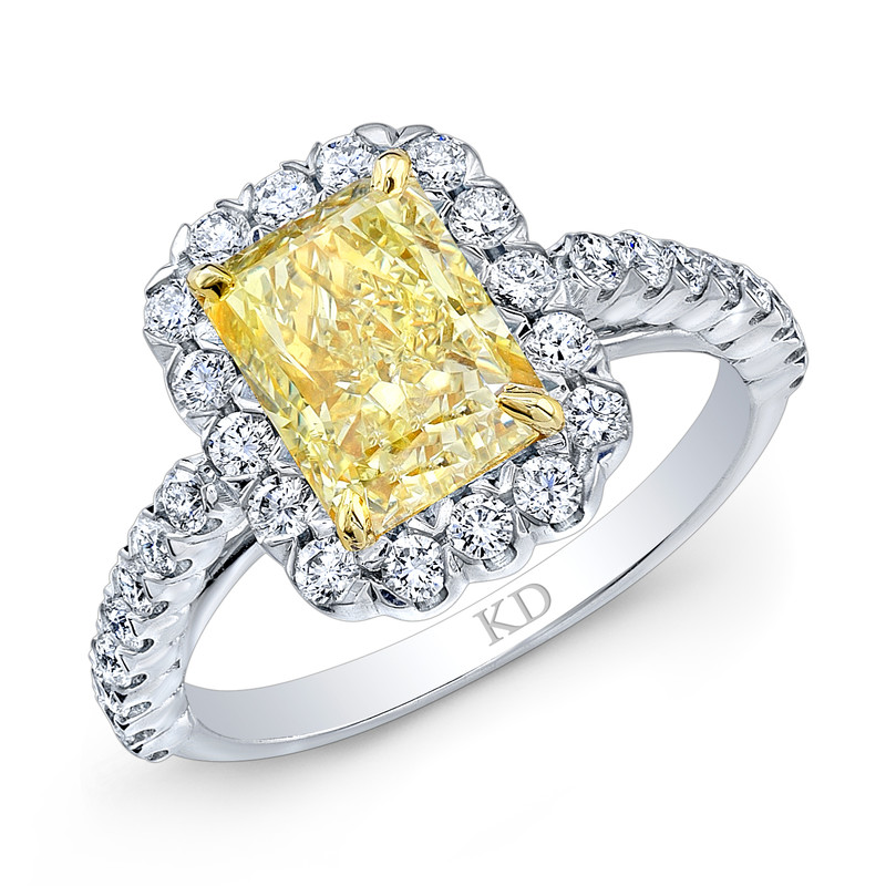 Fancy Yellow Radiant-Cut Diamond Ring